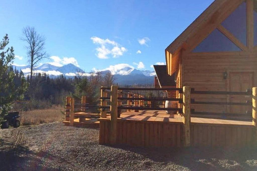 Ldr Lodge - Last Dollar Ranch Смитърс Екстериор снимка