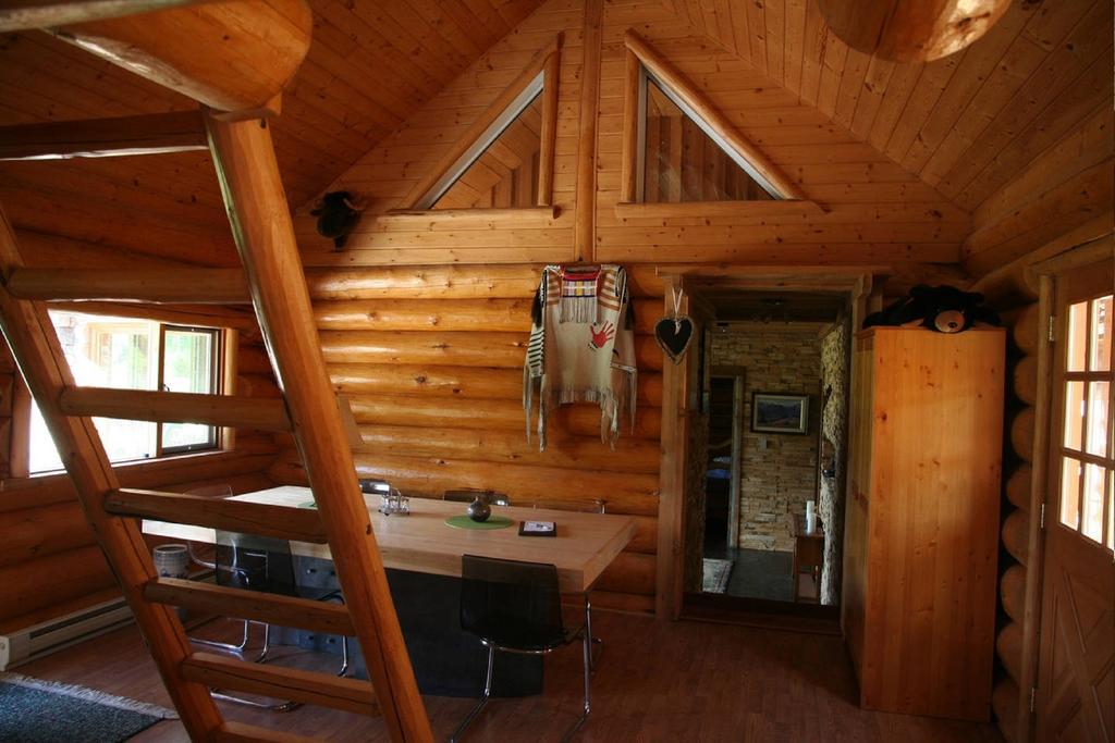 Ldr Lodge - Last Dollar Ranch Смитърс Екстериор снимка