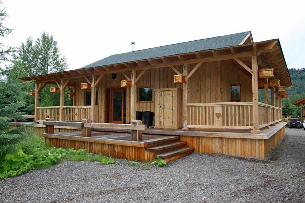 Ldr Lodge - Last Dollar Ranch Смитърс Екстериор снимка